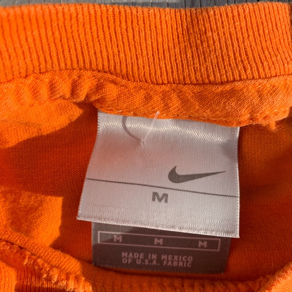 Vintage Nike Shirt - Picture 2 of 2